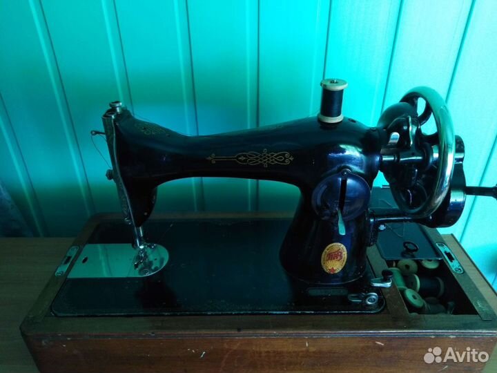 Швейная машинка подольская ручная