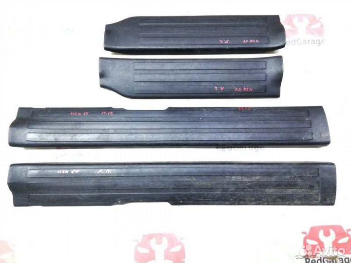 Накладка порога внутренняя Toyota Tundra USK51L