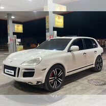 Porsche Cayenne Turbo 4.8 AT, 2007, 250 000 км, с пробегом, цена 850 000 руб.