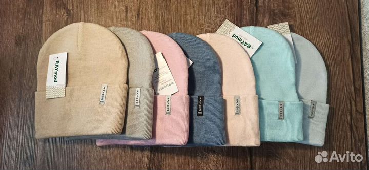 Женская шапка