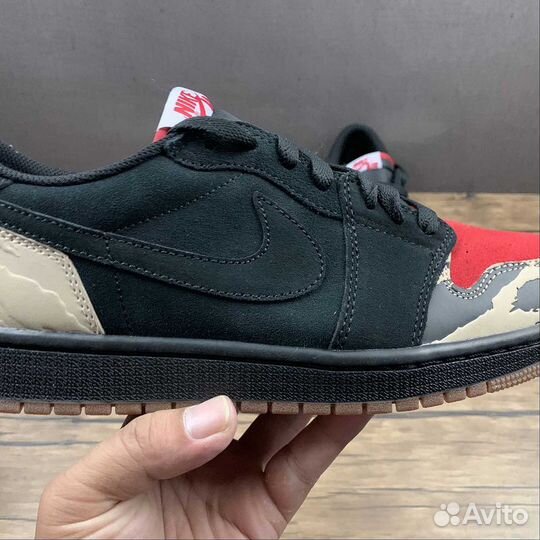 Nike Air Jordan 1 Low SP Solefly - Carnivore