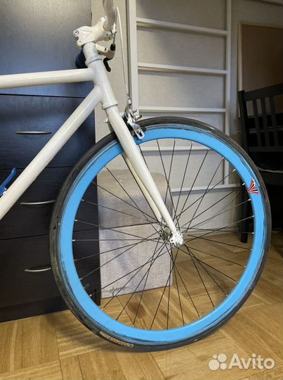 Шоссейный велосипед fixed gear / singlespeed