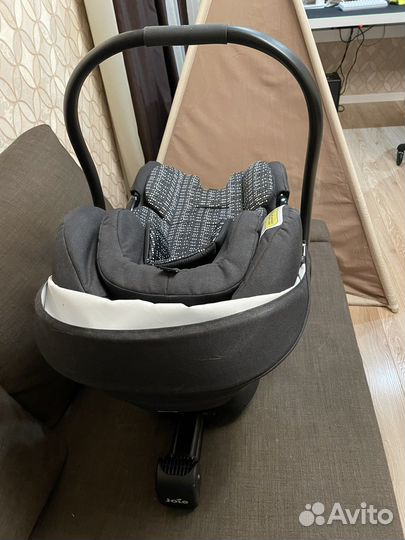 Автомобильная люлька с креплением IsoFix