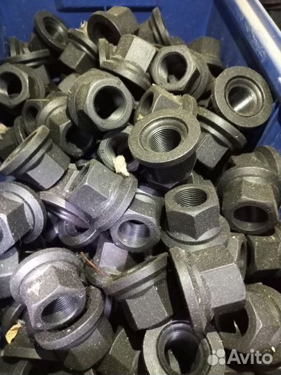 Запчасти на прицеп ось L1