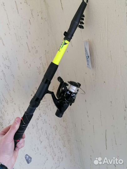 Спиннинг с катушкой в сборе