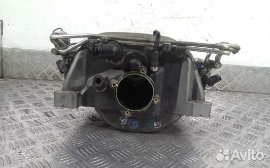Впускной коллектор бензиновый audi A8 D3 (LNT04C60