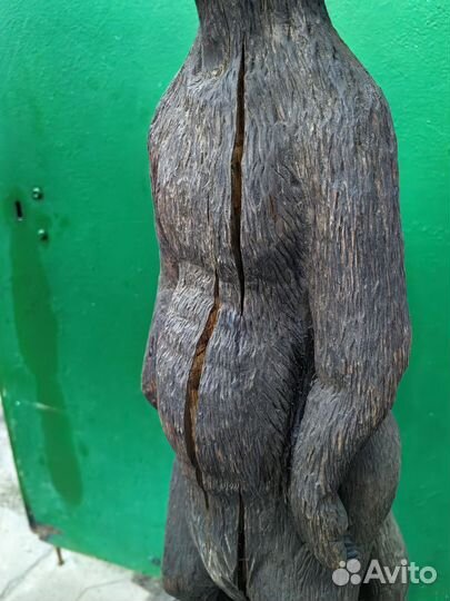 Садовая парковая деревянная скульптура Сурикат