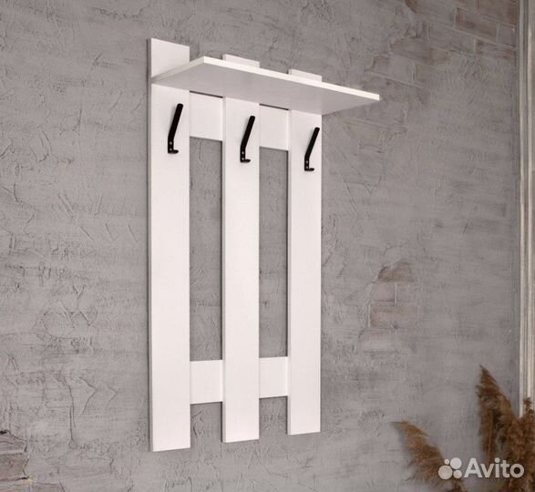 Вешалка настенная в прихожую