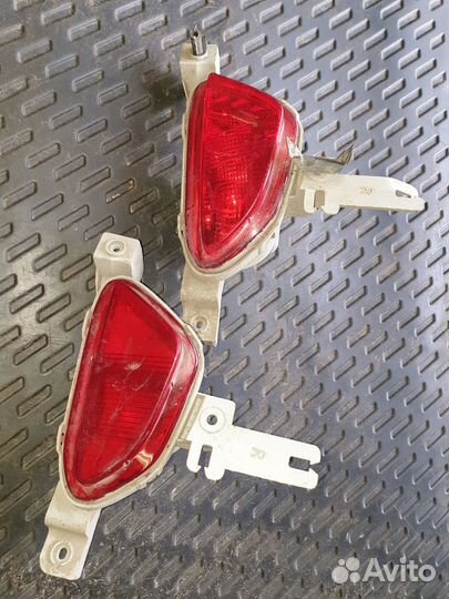 Фонарь заднего бампера правый Mazda 2 2007-2014