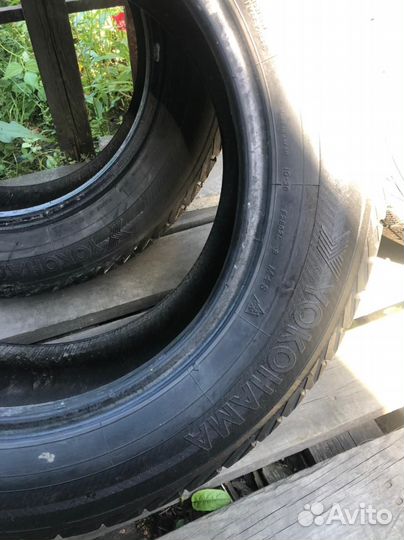 Yokohama Ice Guard IG30 215/60 R16