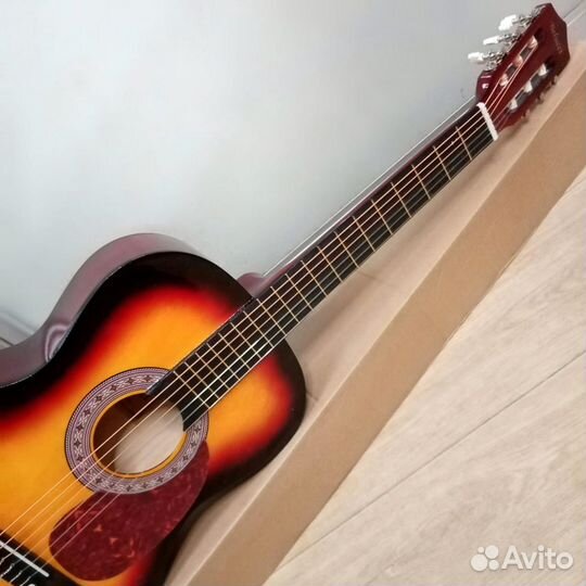 Гитара новая классическая