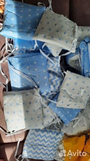 Комплект на выписку 18 предмет бортики осень весна