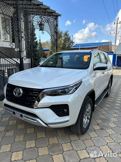 Toyota Fortuner 2.8 AT, 2022, 12 км