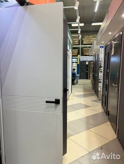 Дверь межкомнатная с коробкой