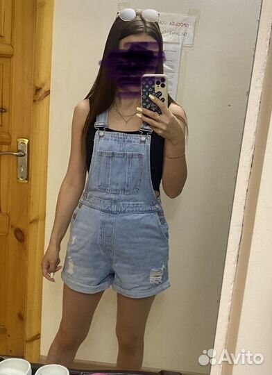 Комбинезон джинсовый