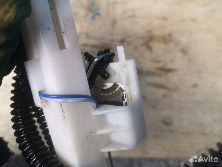 Датчик уровня топлива 2.2d Каптива, Антара рест