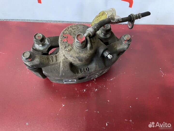 Суппорт передний левый Honda Stepwgn RK1 RK5 RK2