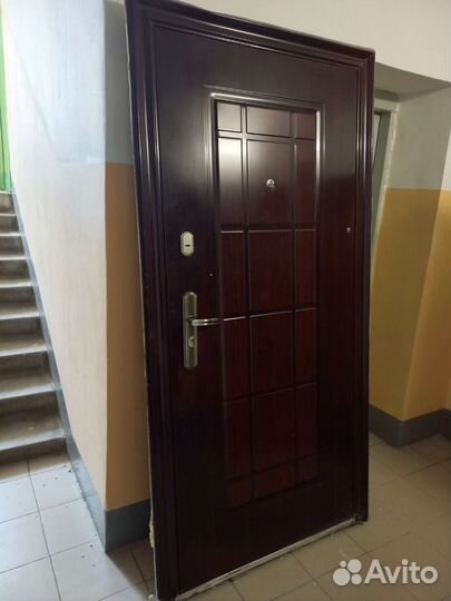 Дверь входная металлическая