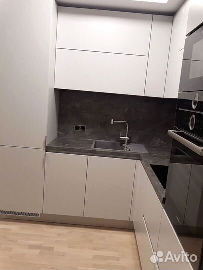 Кухонный гарнитур угловой