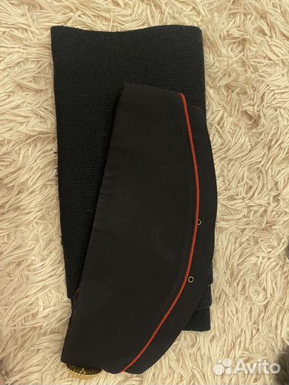 Пилотка и кашне