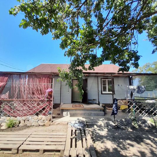 Дом 72 м² на участке 5 сот.