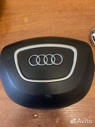Накладка подушки безопасности руля Audi а6 с7