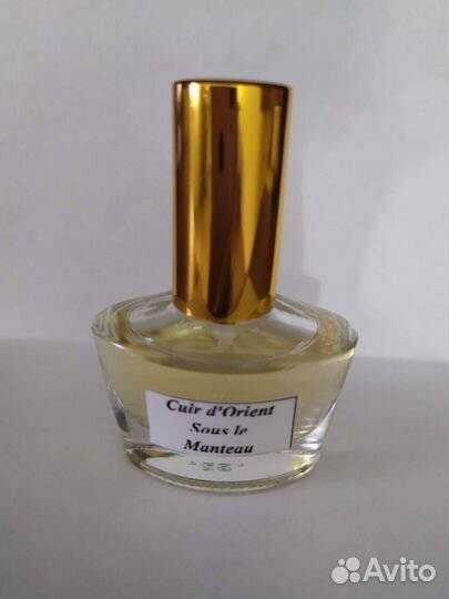 Cuir d' orient Sous le Manteau