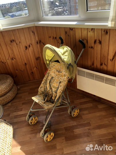 Прогулочная коляска