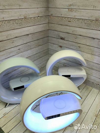 Smart лампа с б/зарядкой