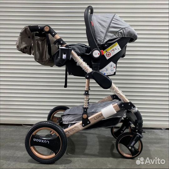 Детская коляска Luxmom