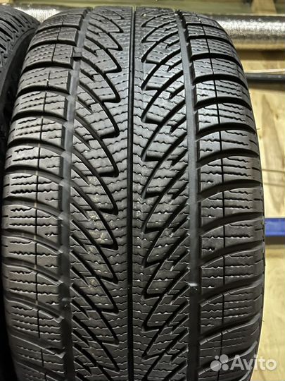 Goodyear UltraGrip 8 Performance 225/40 R18