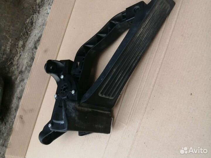 Педаль газа Hyundai Sonata 6 YF