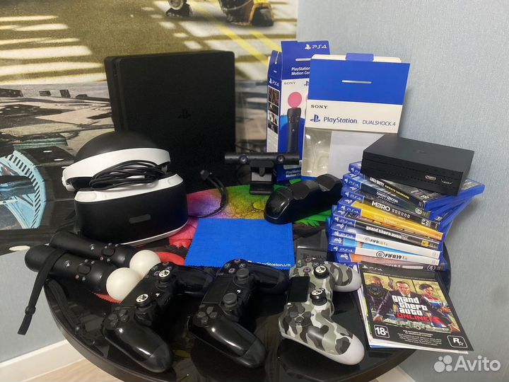 Sony Playstation 4 Slim 1Tb комплект