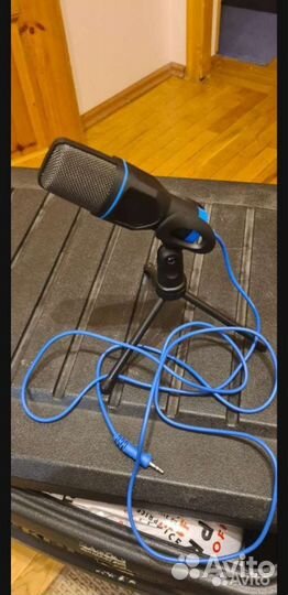 Микрофон Trust