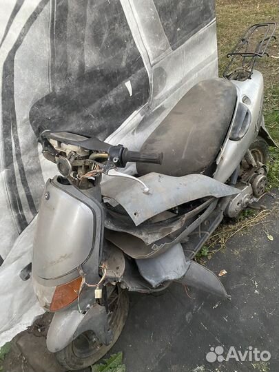 Скутер Suzuki lets