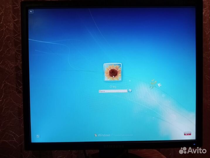 Монитор Samsung 19 дюймов