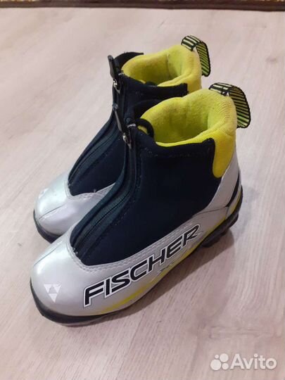 Лыжные ботинки fischer