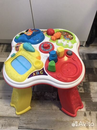Развивающий столик chicco