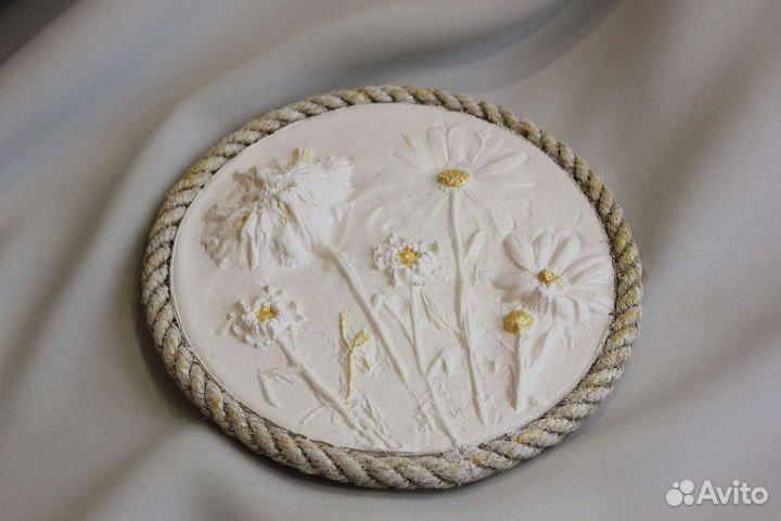 Ботанический барельеф панно