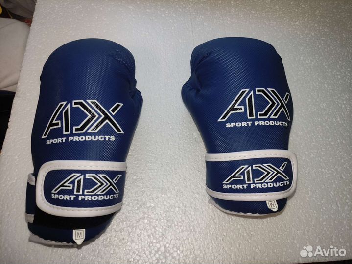 Перчатки для единоборств