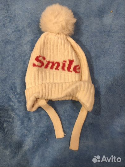Продам зимние шапки для девочки
