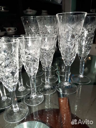 Бокалы и рюмки 
