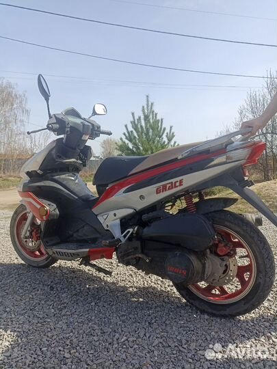 Скутер Ирбис 150 кубов