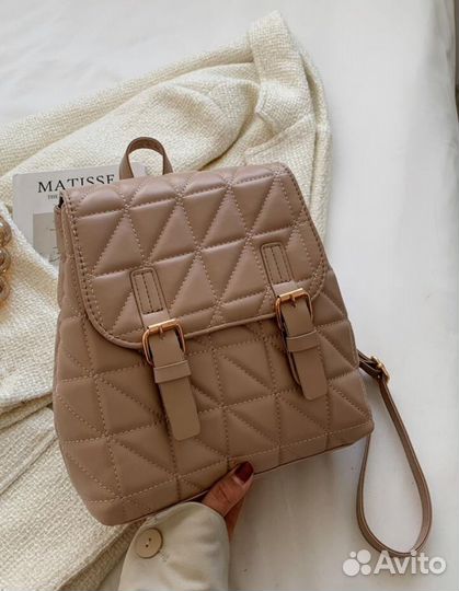 Рюкзак женский минималистичный