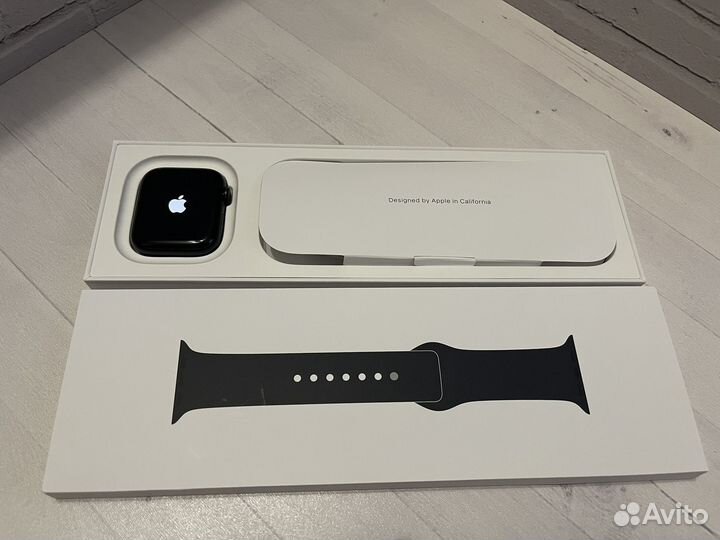 Apple watch SE (gen 2) 44mm Midnight Al Mid