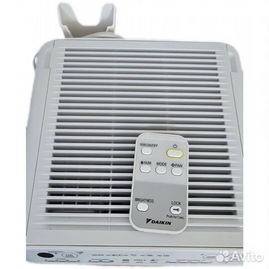 Daikin MCK 55W, мойка и увлажнитель воздуха + ion