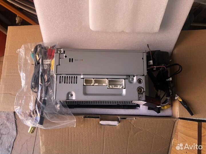 Магнитола от Land Cruiser Prado 120