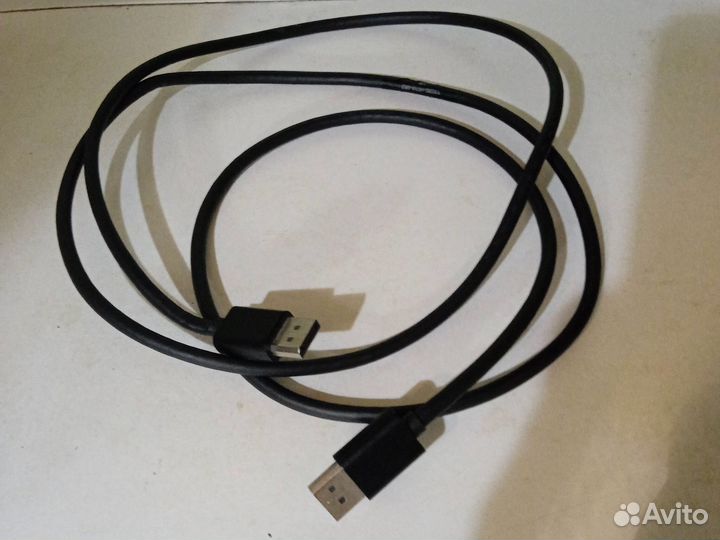 Кабель DisplayPort
