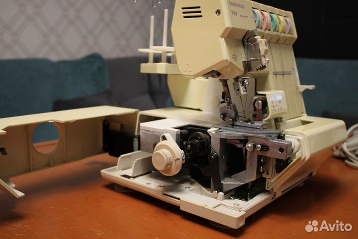 Оверлок pfaff hobbylock 799