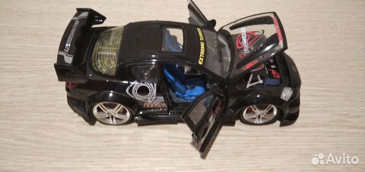 Модели автомобилей 1:24